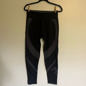 Victoria’s Secret pink black active leggings sculpting gym athletic size large